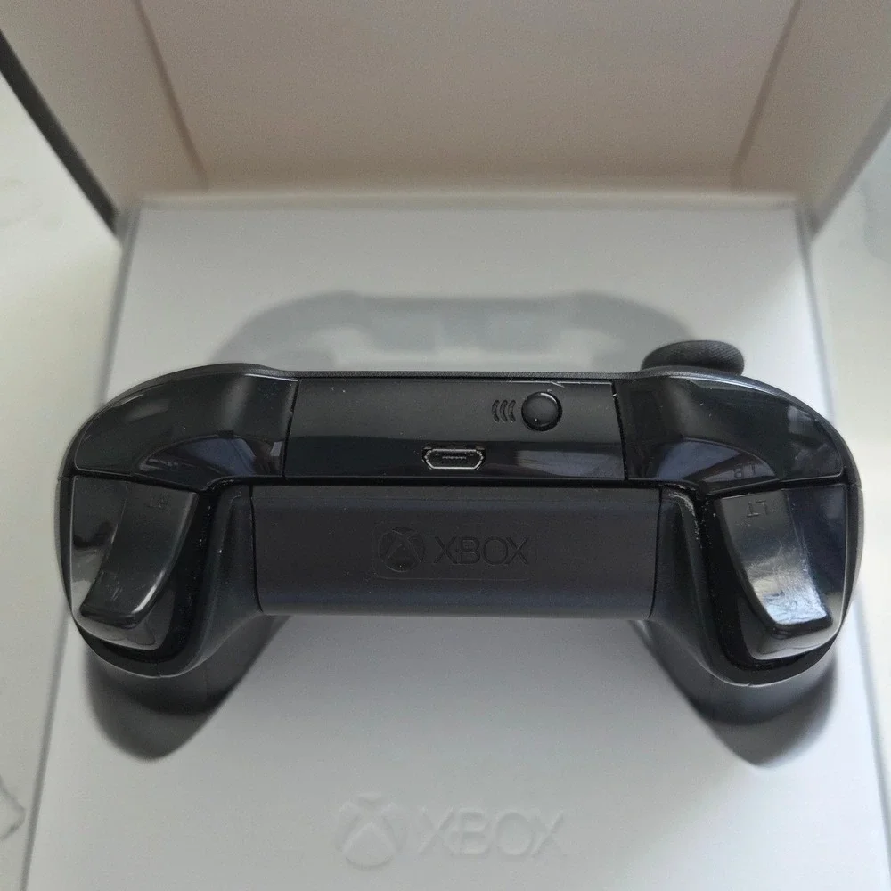 Microsoft Xbox One Wireless Controller Model 1708 Carbon Black Bluetooth Windows